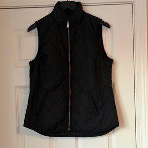 Old Navy Black Quilted Women's Vest